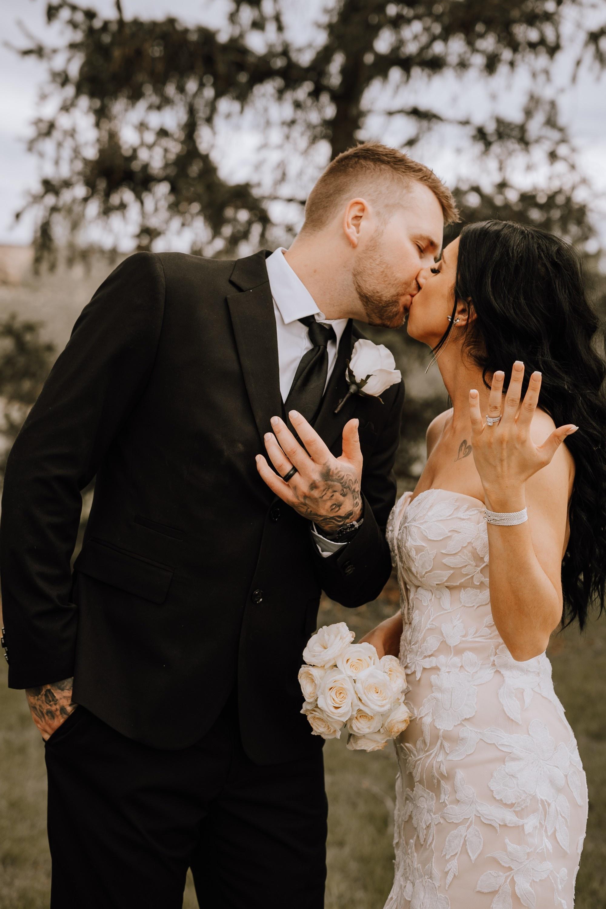 carousel-hero-element image-1