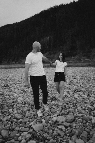 mobile - carousel-hero-element image-8