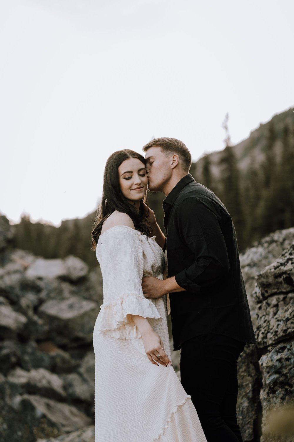 carousel-hero-element image-4